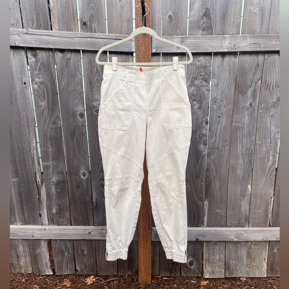 Spanx cream stretch slimming twill cargo ankle zip jogger pants women’s XL